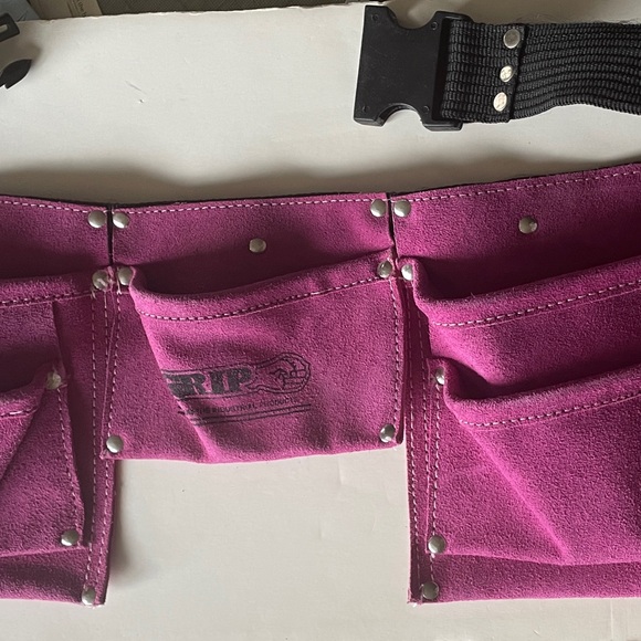 NWOT Leather Tool Belt Pouch Heavy Duty Suede buckle closure adjustable PINK - Picture 5 of 8